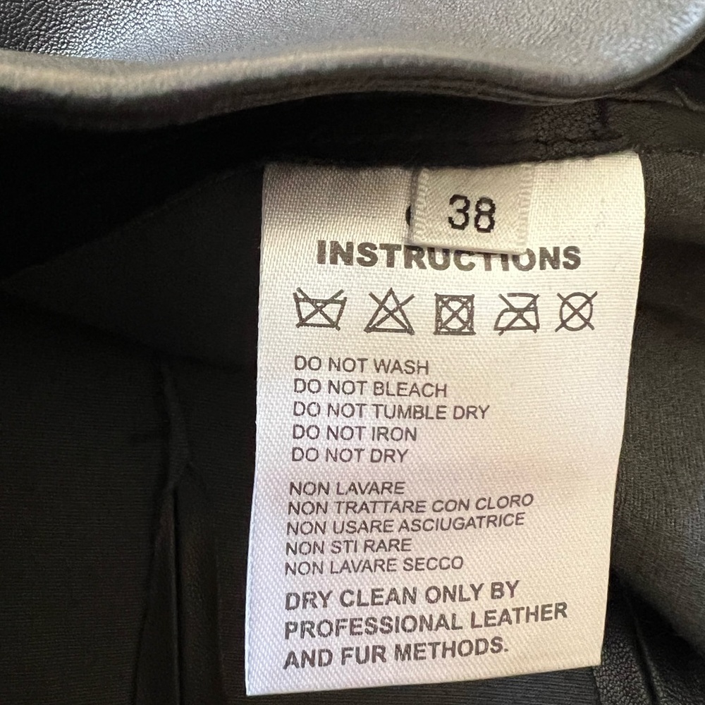 New leather skirt - Picture 10 of 10